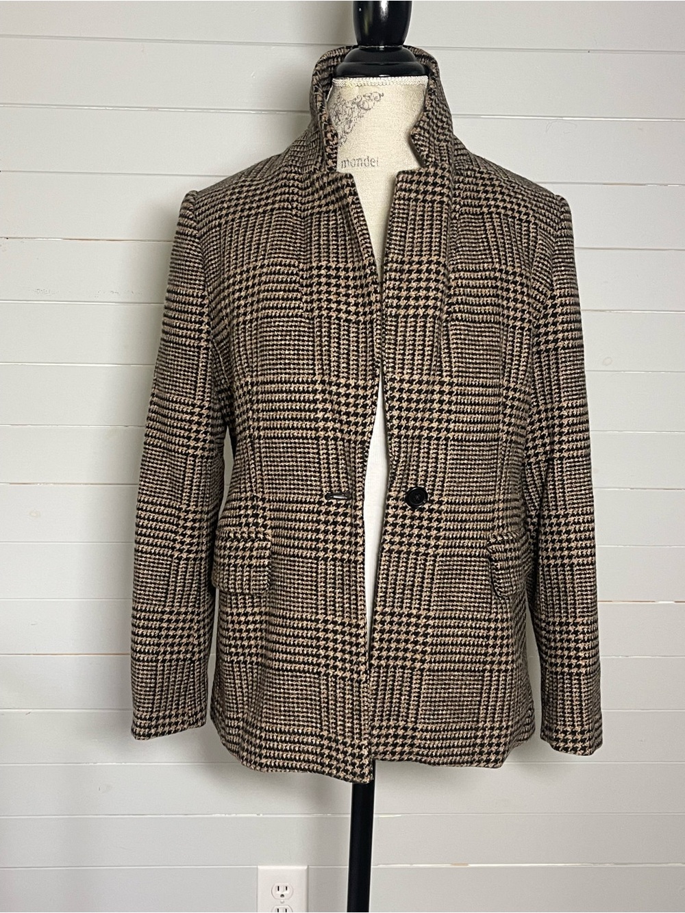 Banana Republic Brown Glen Plaid Wool-Blend Blazer - Picture 9 of 15